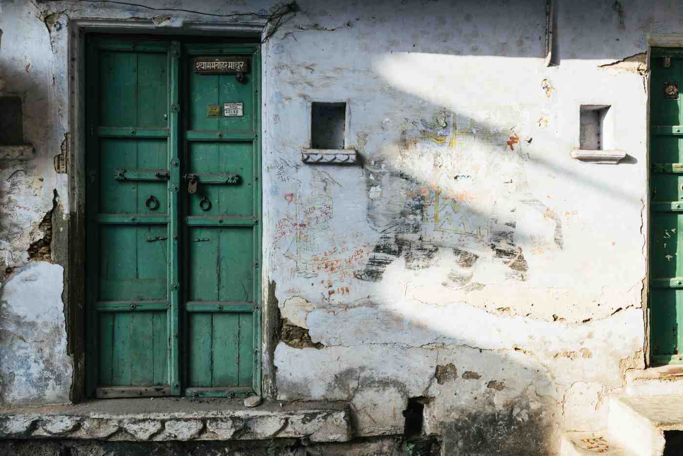 locked door in Varanasi-domestic violence