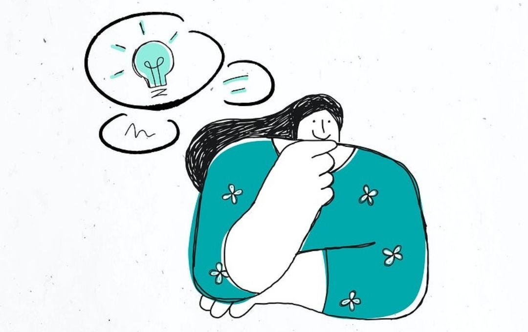 graphic of woman having a lightbulb idea-rawpixel