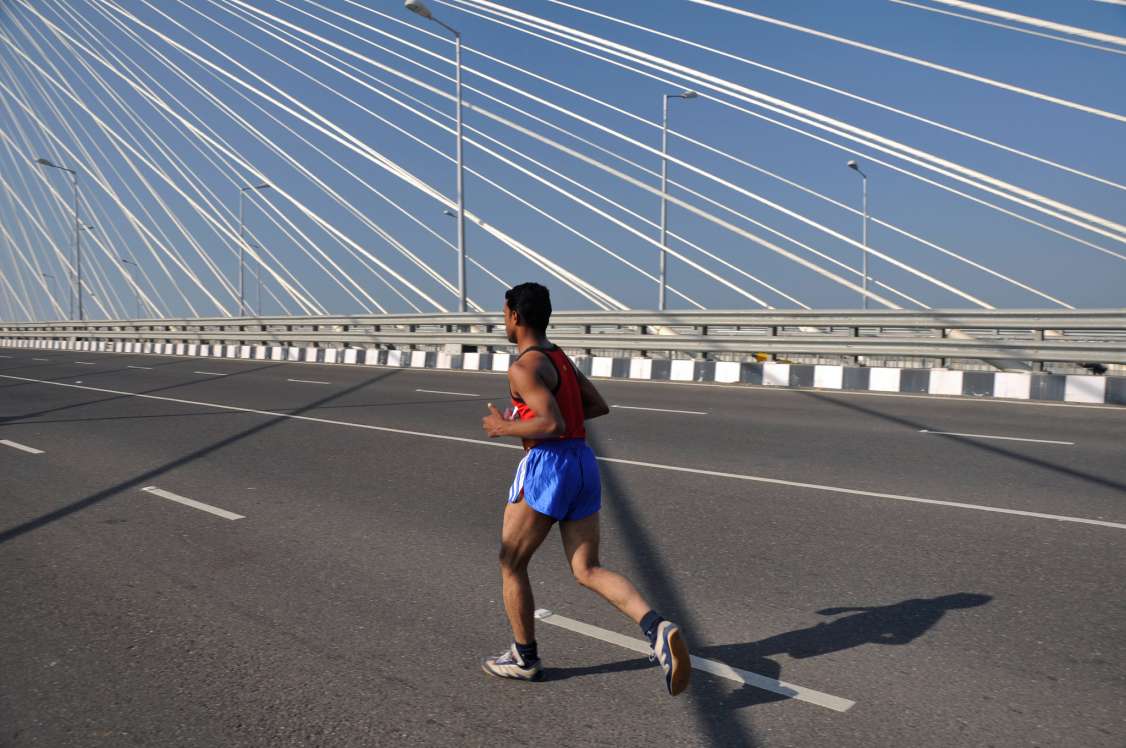 marathon runner on sealink-leadership