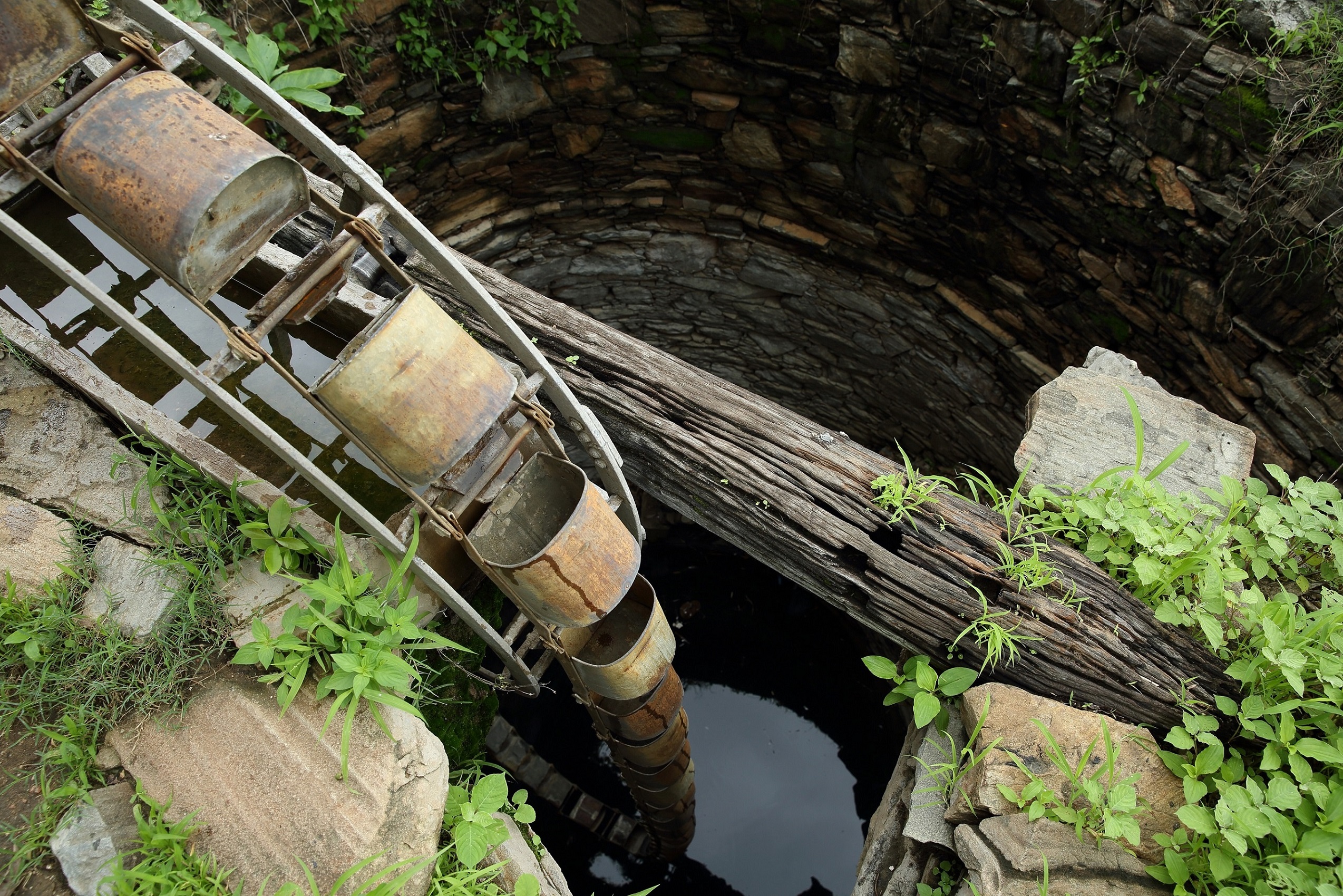 ASwaminathan-water being drawn from a well