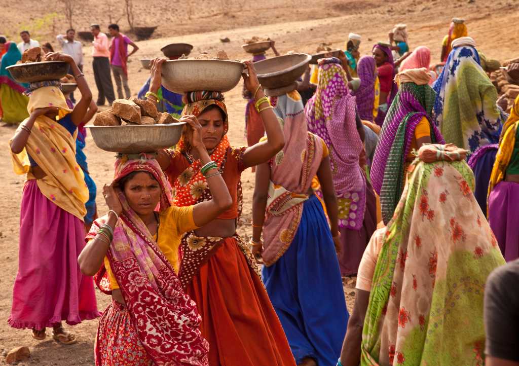 Women workers walking 