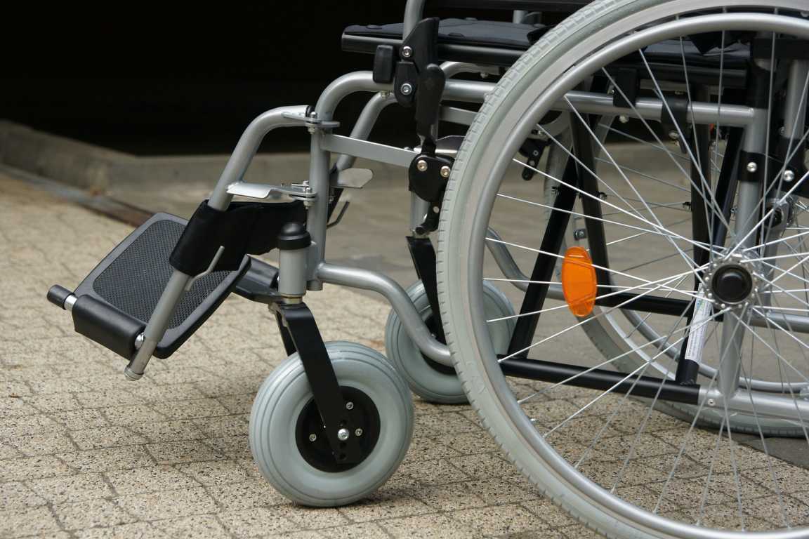 wheelchair for the disabled certificates-picture courtesy pixabay