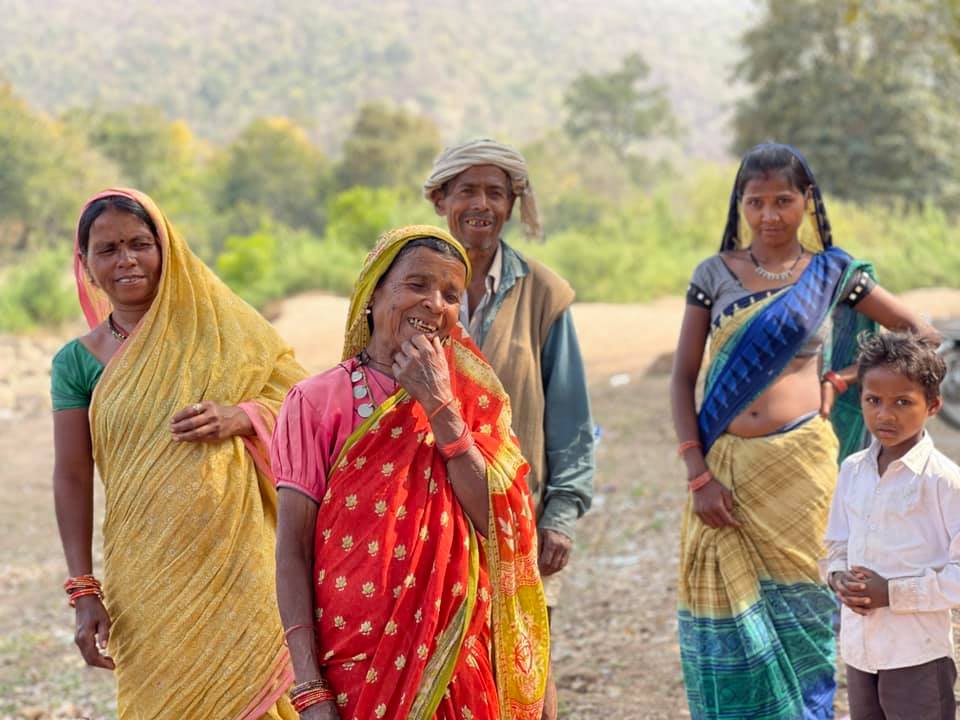 a group of three women, one man, and a child standing_Sukarma Foundation_covid19 surge in rural madhya pradesh