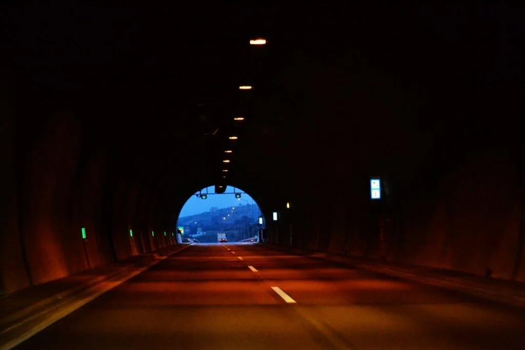 light at the end of the tunnel_pxhere_social stock exchange