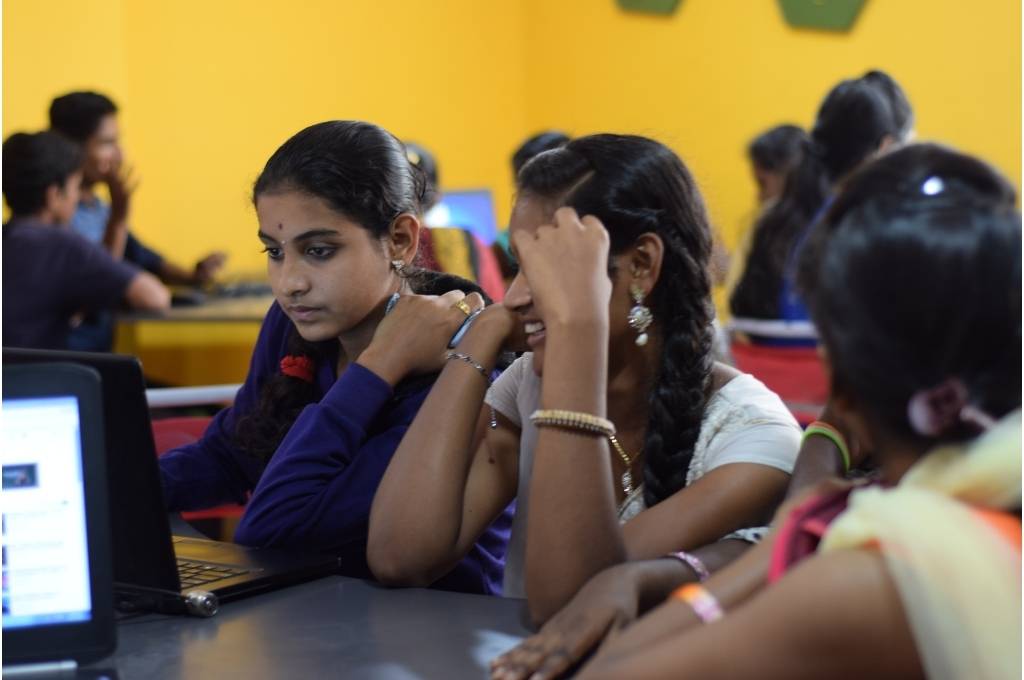 3 girls sitting in front of a laptop-social-emotional learning