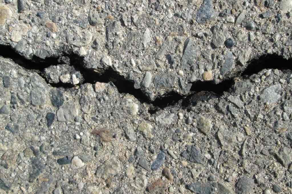 An image showing a crack on the ground_marital rape