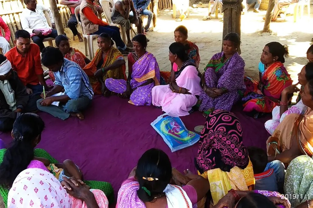 Women participate in rural village meeting_village court